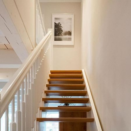 Haus Am Siel 01, Zentral Mit Eigenem Steg Villa Greetsiel Exteriör bild