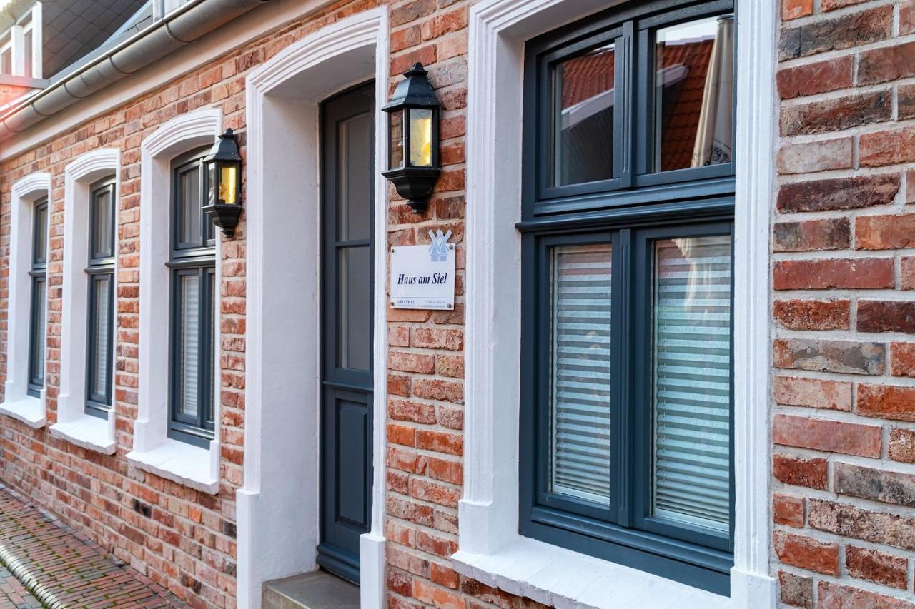 Haus Am Siel 01, Zentral Mit Eigenem Steg Villa Greetsiel Exteriör bild